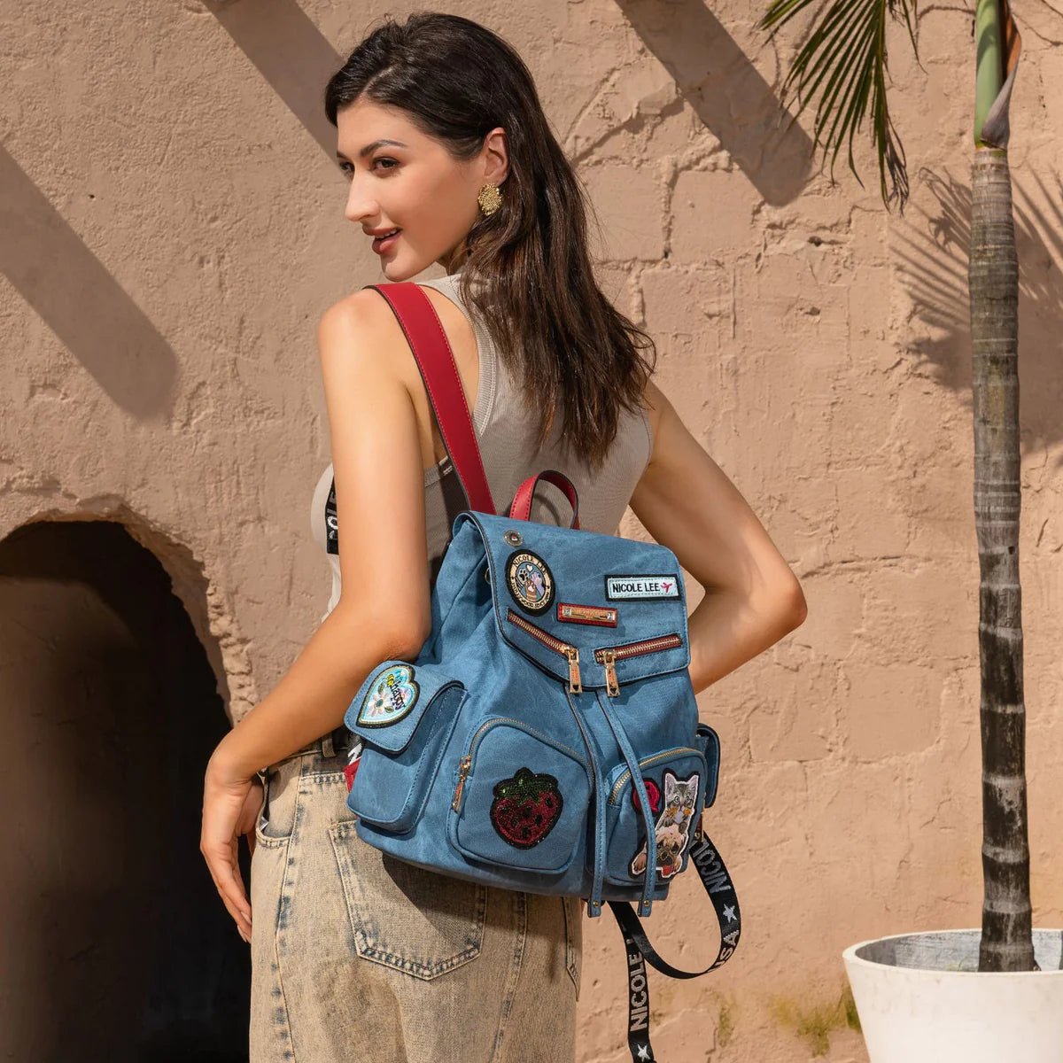 MULTI PATCH BACKPACK - P17085 BLUE / GREEN / RED / BROWN