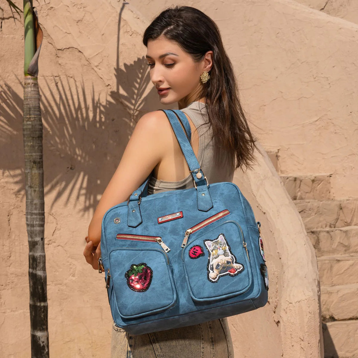 MULTI PATCH ZIPPER BAG -  P17087 GREEN / RED / BROWN / BLUE